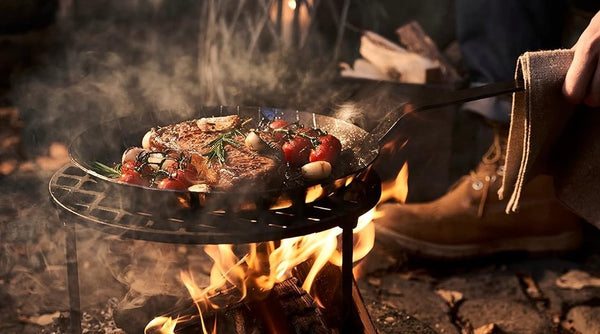 Geschmiedete Eisenpfanne | Eisenpfanne für den Ofen, alle Herdarten, Grills und offenes Feuer geeignet | in verschiedenen Grössen